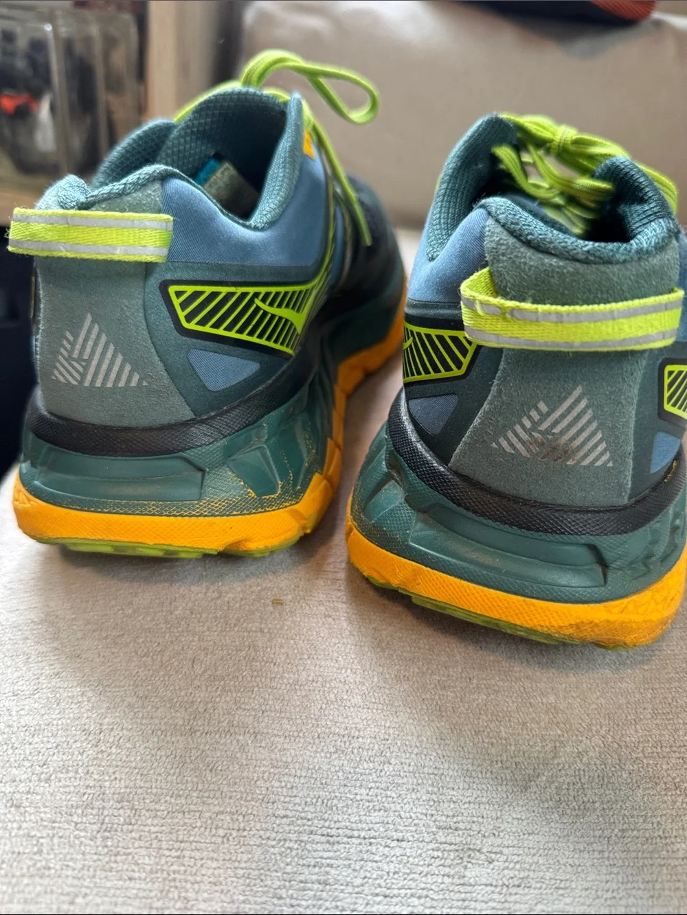 HOKA ONE ONE Stinson ATR5 in Mallard Green/Gold Fusion Size 10
